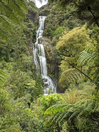 Kitekite Falls