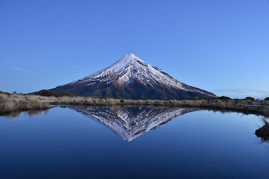 Pouakai Circuit Reflective Tarn