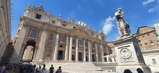 10 day of top attractions in the Vatican City itinerary cover